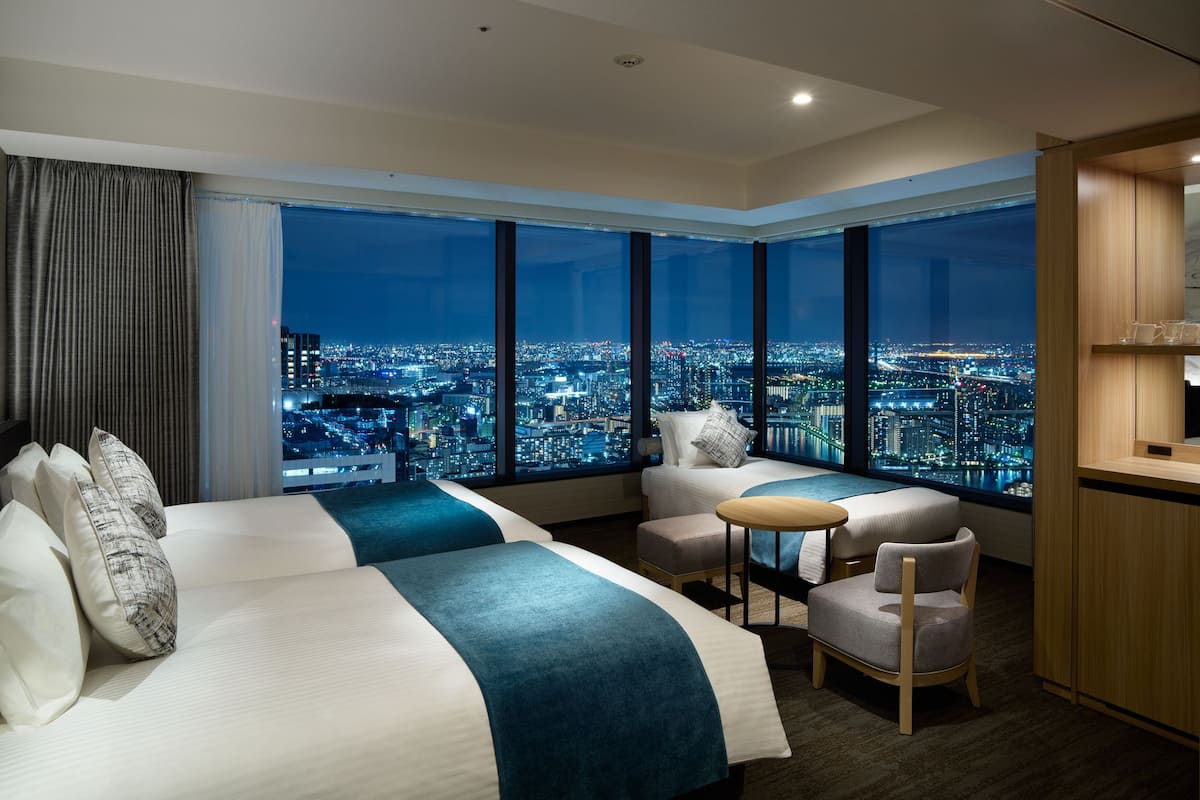 In-room safe, free WiFi, bed sheets