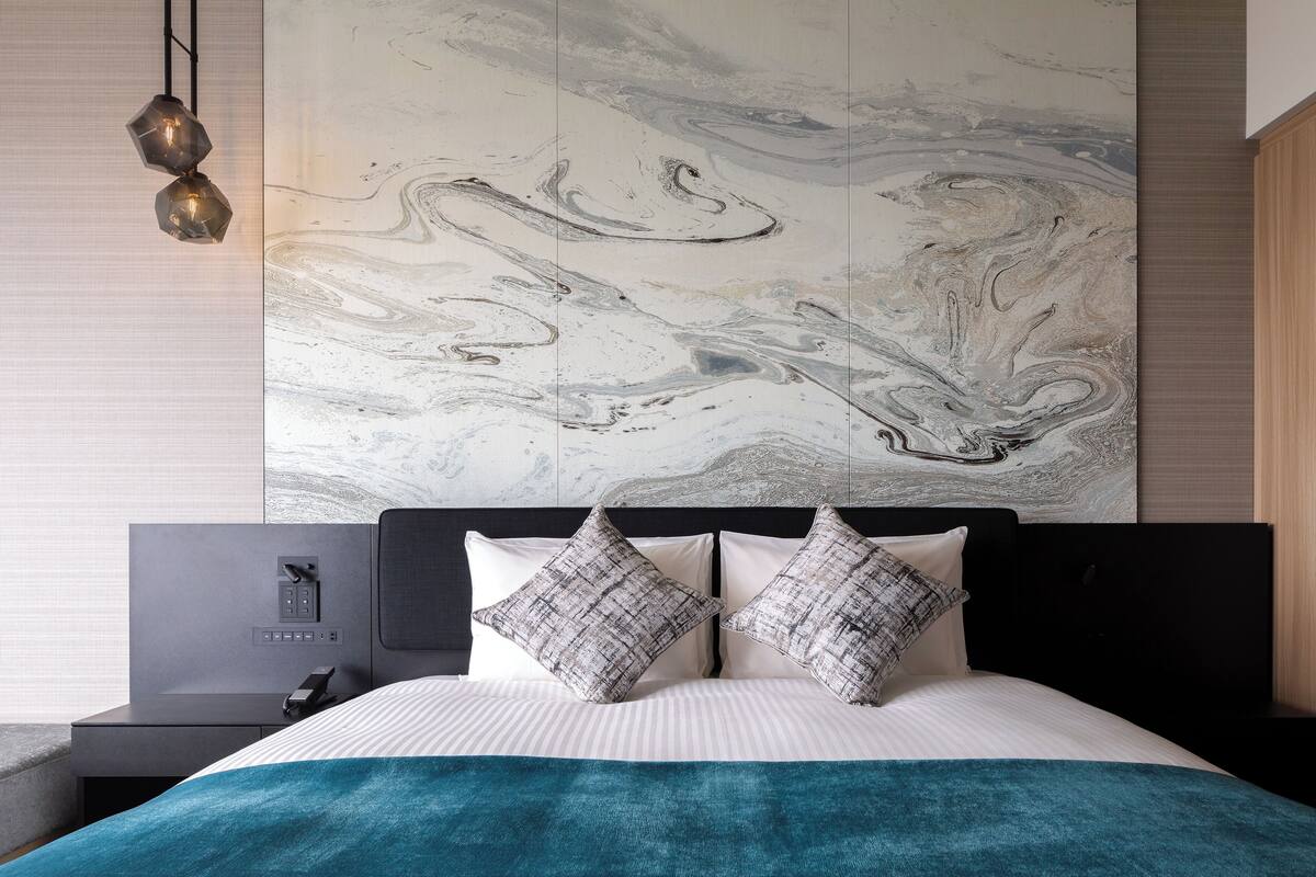 Habitación superior, para no fumadores (King) | Caja de seguridad en la habitación, wifi gratis y ropa de cama