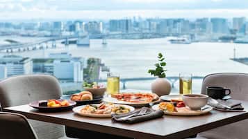 Colazione a buffet a pagamento, servita tutte le mattine