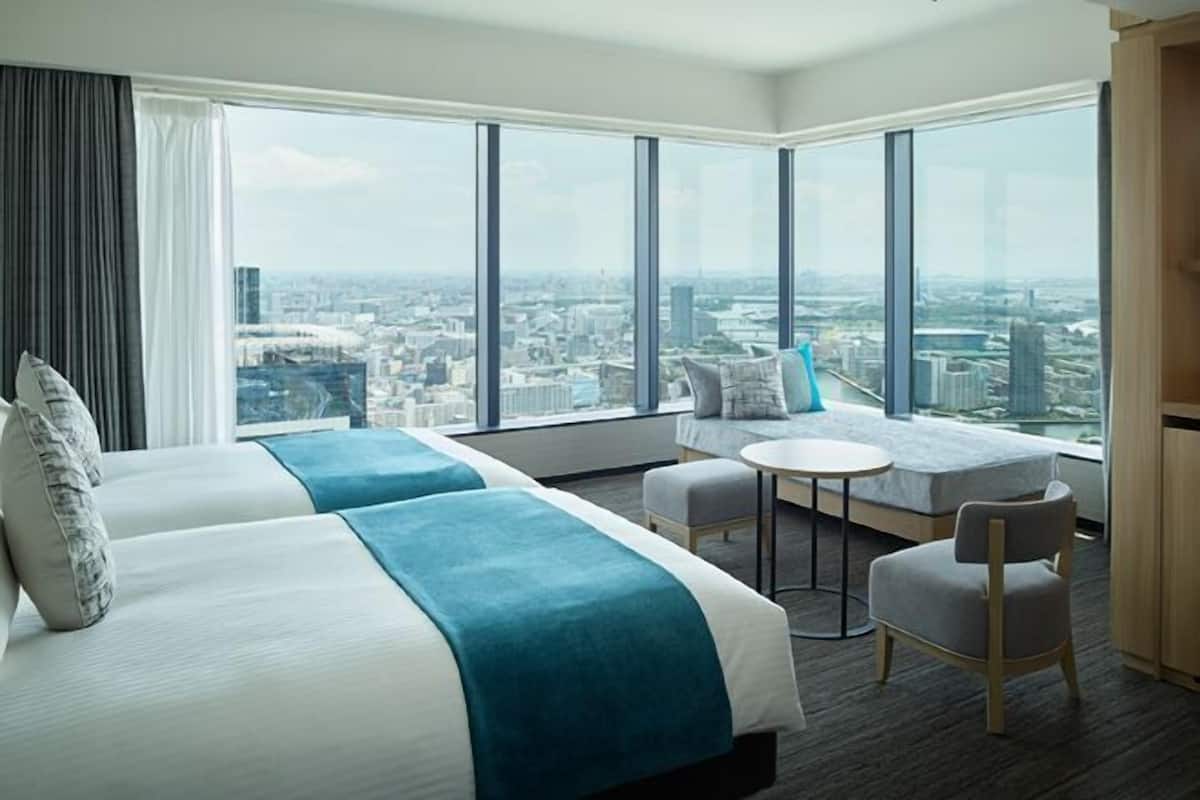 In-room safe, free WiFi, bed sheets