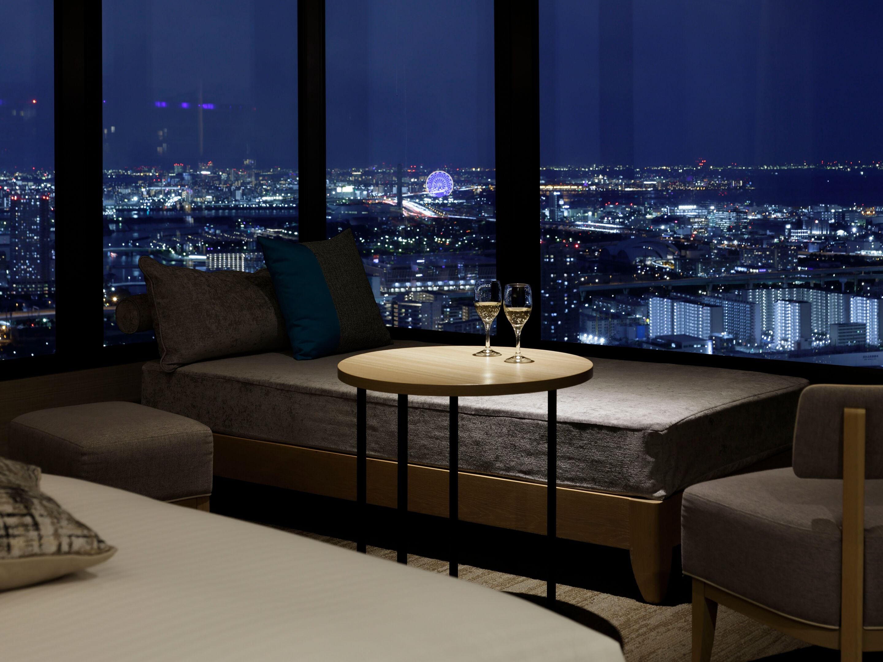 Exective , 2 beds , View Bath , Corner room, Non Smoking