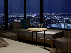 Exective , 2 beds , View Bath , Corner room, Non Smoking | In-room safe, free WiFi, bed sheets