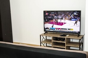 1 bedroom, iron/ironing board, free WiFi