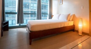 Deluxe Apartment | 1 bedroom, iron/ironing board, free WiFi