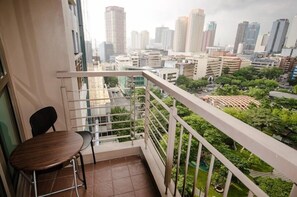 Terrace/patio - KL Tower - PH Staycation (Makati)