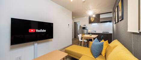 Executive House | 6 bedrooms, individually decorated, individually furnished