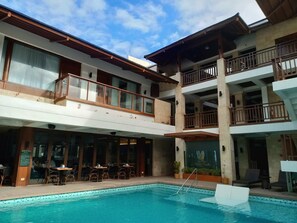 Ảnh chưa phân loại, 2 trong số 55 ảnh, nút