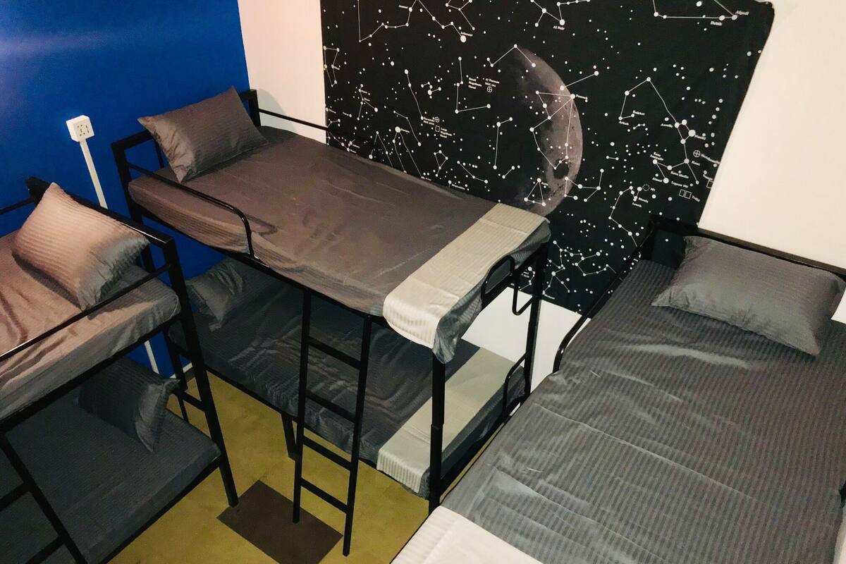 Basic Shared Dormitory | In-room safe, soundproofing, iron/ironing board, WiFi (free)