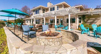HEART OF TEMECULA WINE COUNTRY WITH VINEYARD VIEWS