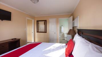 Zimmer, 1 King-Bett und Schlafsofa | Bettwäsche aus ägyptischer Baumwolle, hochwertige Bettwaren