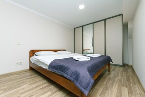 Apartment, 1 Bedroom (Duplex) | Hypo-allergenic bedding available, soundproofing, iron/ironing board