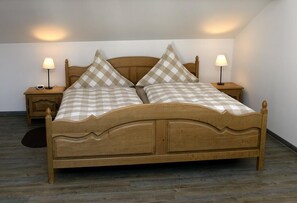 Desk, free WiFi, bed sheets