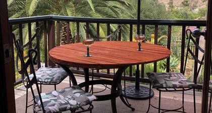 Lake House - Novel Attractions Close / Safari Park Zoo/ Legoland / Sea World