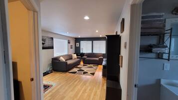 Smart TV, DVD player