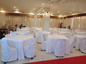 Banquet hall - Pacific Waves Inn Annex (Baler)