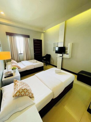 Deluxe-Dreibettzimmer (Pacific View) | Schallisolierte Zimmer, kostenloses WLAN, Bettwäsche