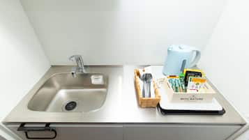Standard Double Room | Private kitchenette | Fridge, microwave, electric kettle, cookware/dishes/utensils