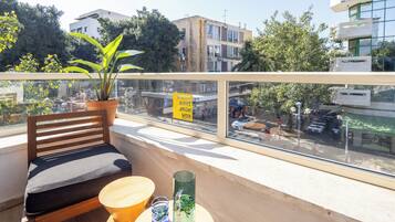 Apartment, 3 Bedrooms, Balcony, City View | Balcony