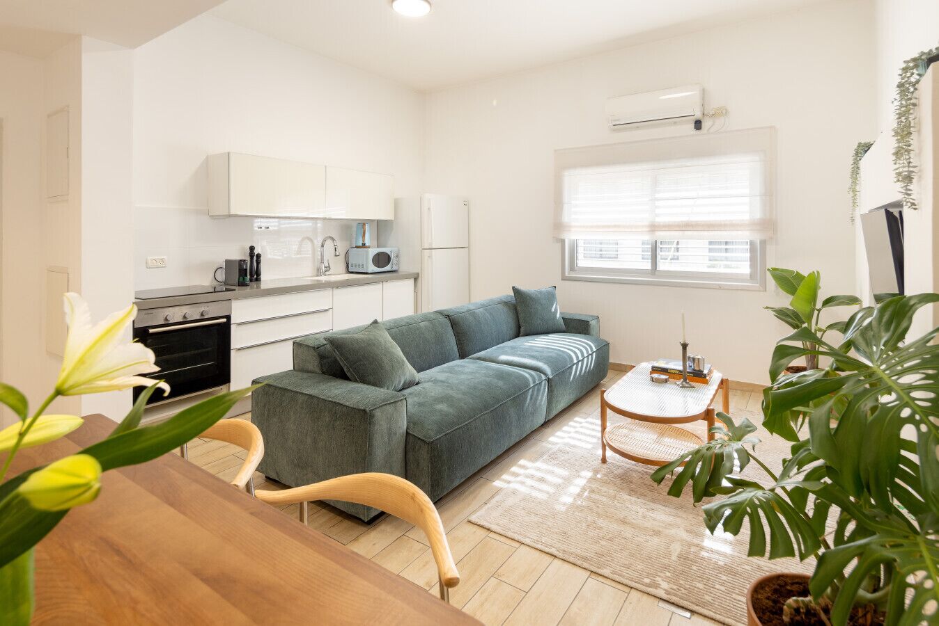 Apartment, 3 Bedrooms, Balcony, City View | Front of property