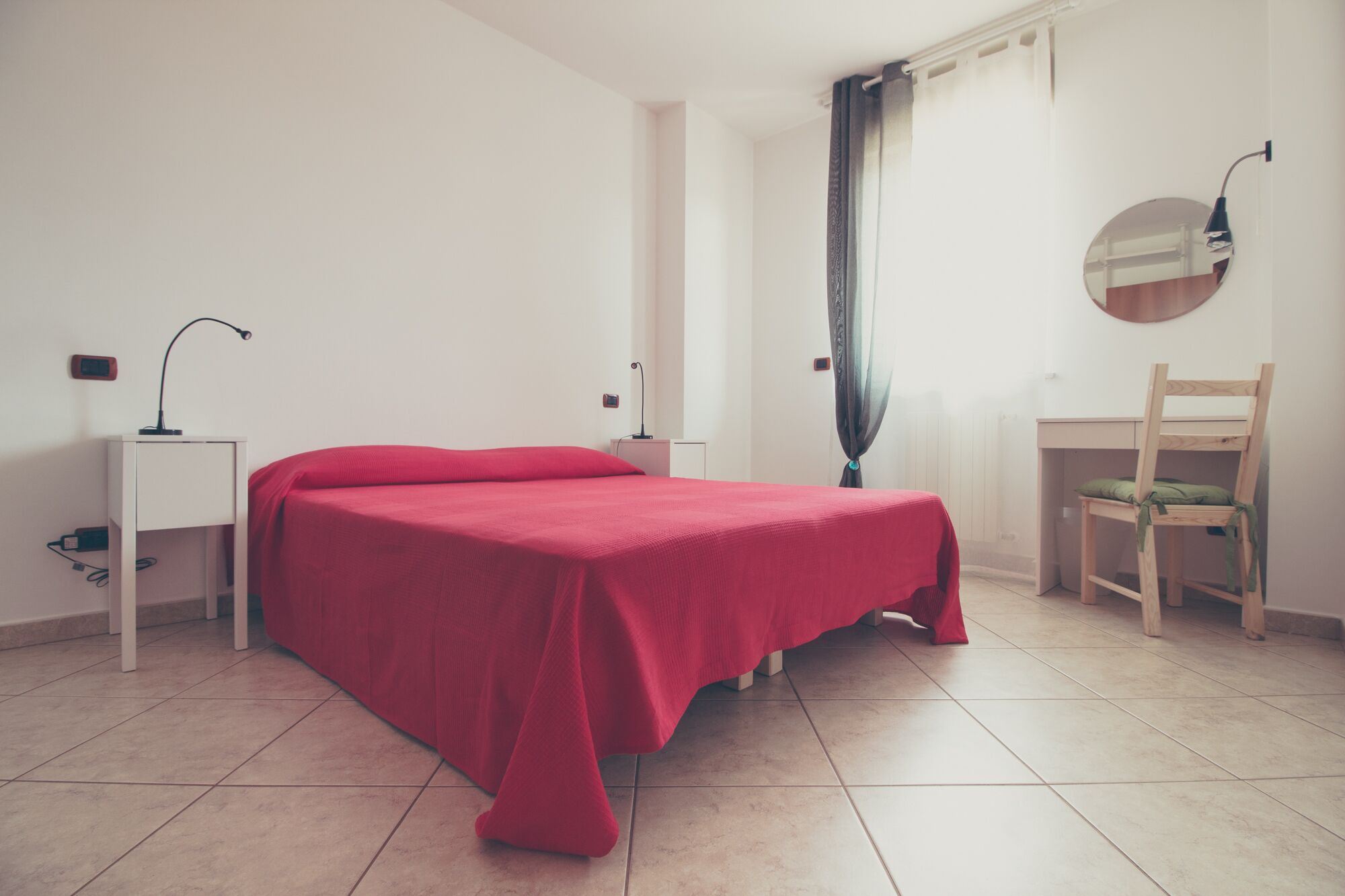 Double or Twin Room (Cannella) | In-room safe, desk, blackout curtains, iron/ironing board