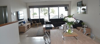 Waterview- Stoneleigh at Yarra