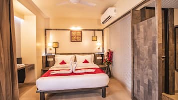 1 bedroom, in-room safe, individually decorated, individually furnished