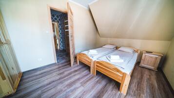 Suite | WiFi (free), bed sheets