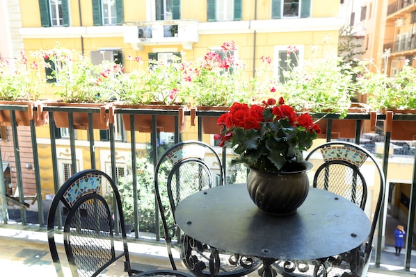 Luxury-Apartment, 2 Schlafzimmer | Terrasse/Patio
