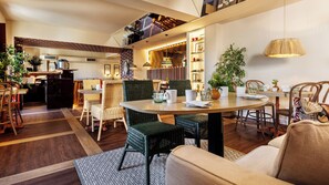 Restaurant - Pousada Vila Real Santo Antonio (Vila Real Santo Antonio)
