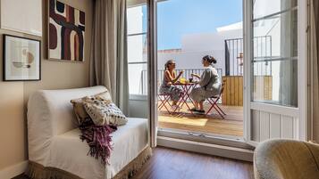 Minibar, Zimmersafe, laptopgeeigneter Arbeitsplatz