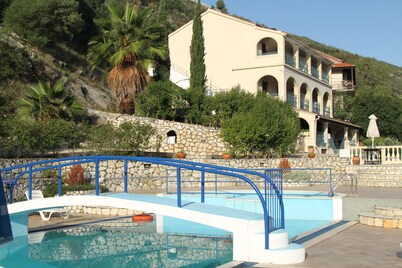 Dimitrios Apartments