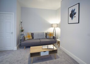 Lejlighed | Opholdsområde | Fladskærms-tv