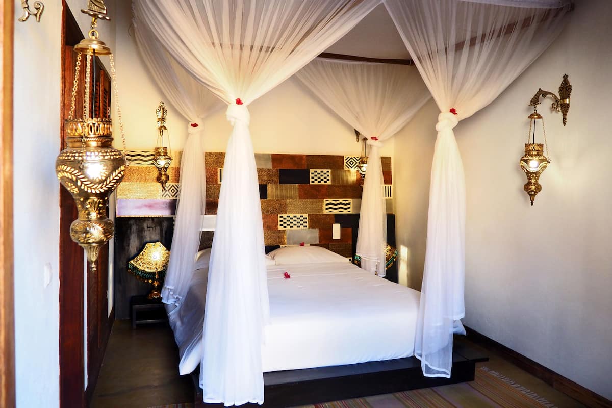 Standard Double Room | Desk, laptop workspace, soundproofing, free cribs/infant beds