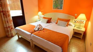 Lejlighed - 1 soveværelse - havudsigt | 1 soveværelse, pengeskab på værelset, skrivebord, strygejern/strygebræt