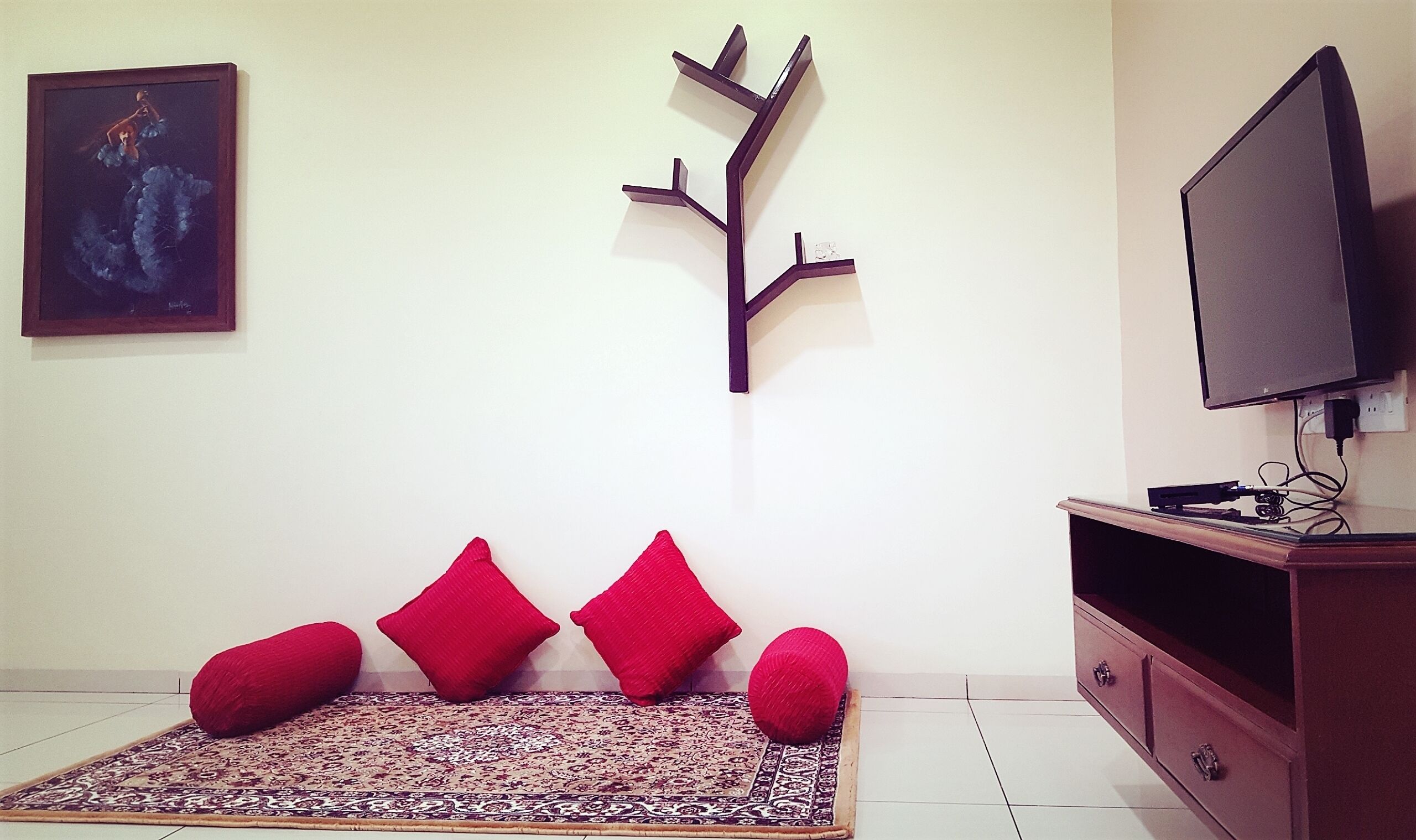 Flores Casa - in pursuit of a memorable stay.