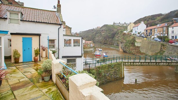 Three-Bedroom House | Terrace/patio - Gull's Haven (Saltburn-by-the-Sea)