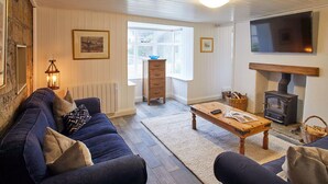 Three-Bedroom House | Living area - Gull's Haven (Saltburn-by-the-Sea)