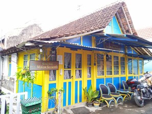 Front of property - Homestay Ndalem Soewondo (Yogyakarta)