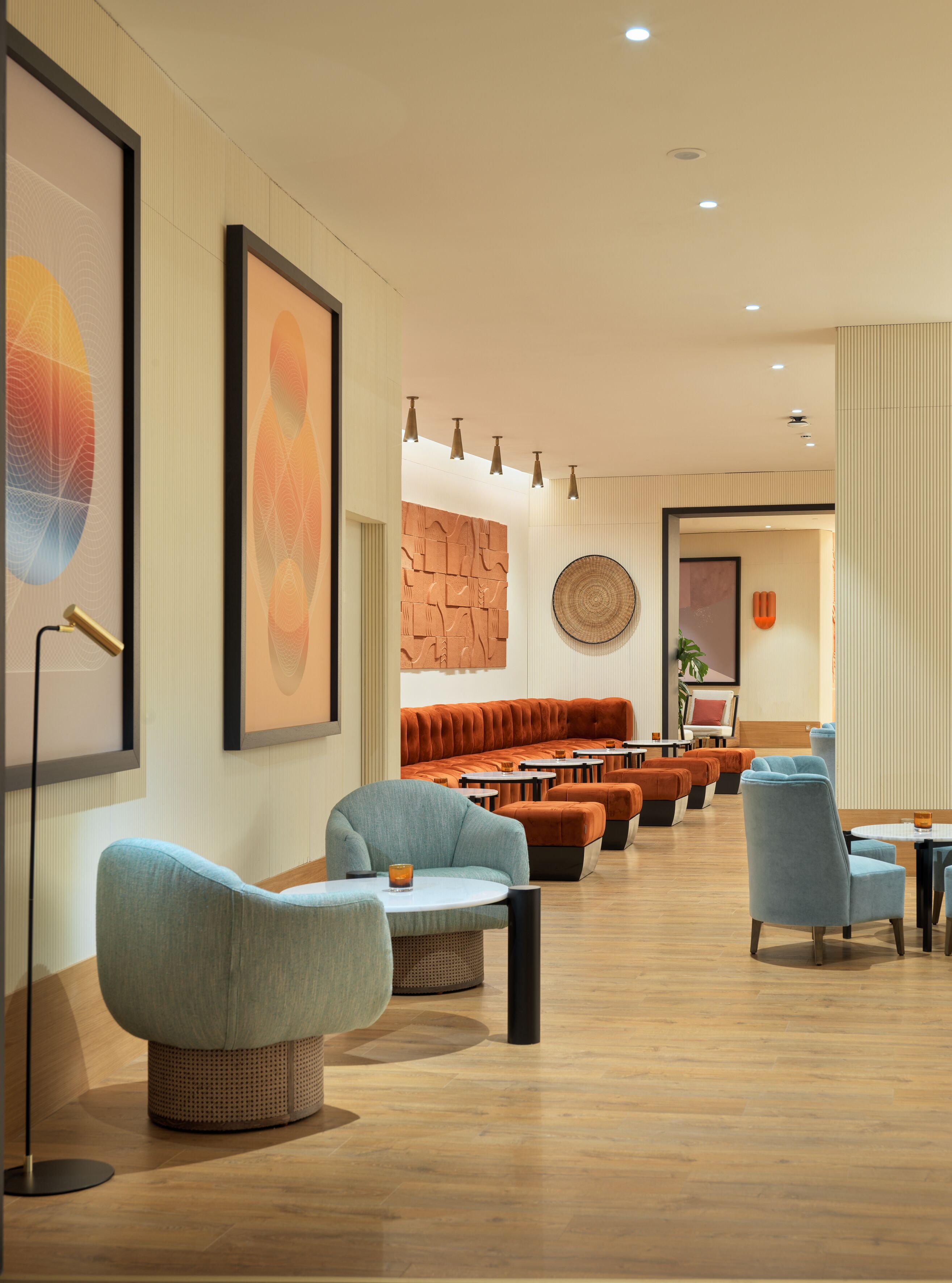 Bar-salon dans le hall