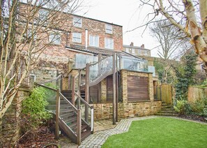 Exterior - The Old Pottery (Pickering)