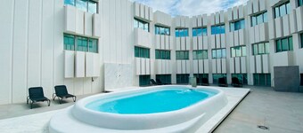 瓦倫西亞阿紮法塔港酒店