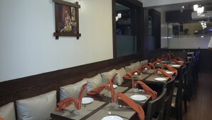 Restaurant - Hotel veer park (Panvel)