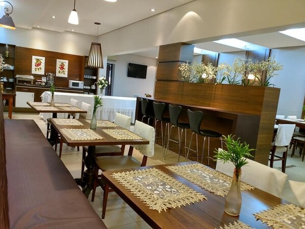 Restaurant - Hotel Gaucha (Guaira)