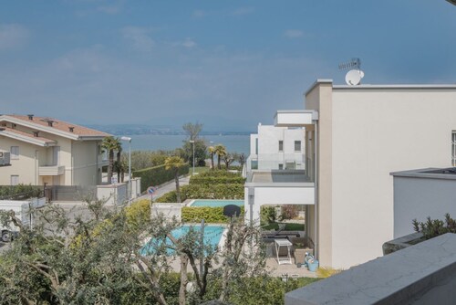 Villetta Daniela - house with private garden and swimming pool in the context of 4 cottages