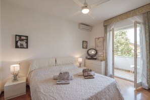 2 Schlafzimmer, Bügeleisen/Bügelbrett, Bettwäsche