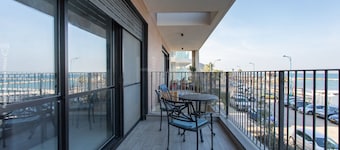 Bat Galim  lovely Apartment Luxury Balcony Beach Nearby Doctor's  Full Sea View