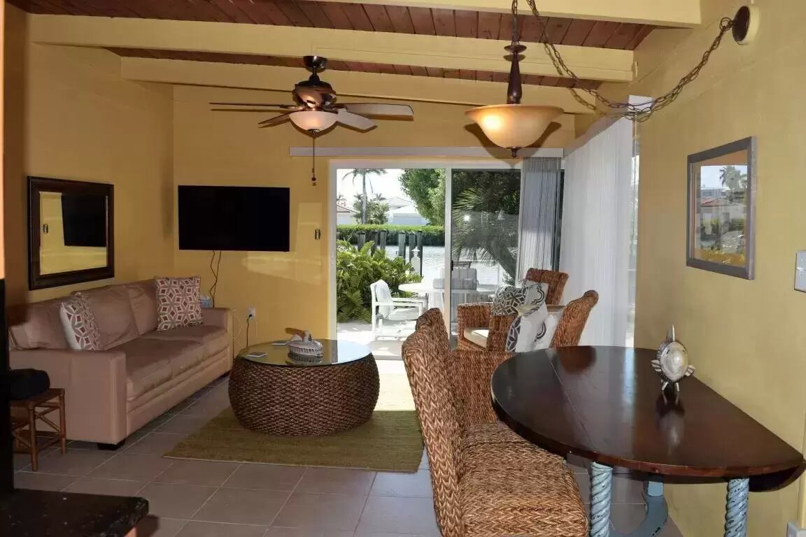 New Listing!  East Facing Home On Widest Water Canal! Beautiful, Cool Sunrises! - Key Colony Beach, FL