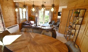 House | Tempat makan