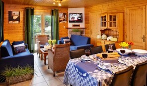 Dining - Holiday Home in La Roche With Sauna (La Roche-en-Ardenne)