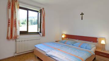 Apartment | 3 Schlafzimmer, individuell eingerichtet, Bettwäsche